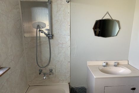 Photo of property in 98 Jenkin Street, Strathern, Invercargill, 9812