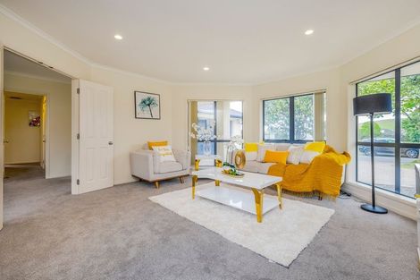 Photo of property in 1 Kellaway Drive, East Tamaki, Auckland, 2013