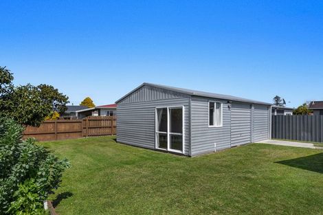 Photo of property in 36 Puriri Crescent, Edgecumbe, 3120