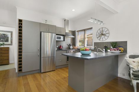 Photo of property in 25 Burwood Road, Matamata, 3400