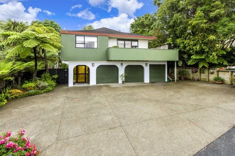 Photo of property in 12 Serrata Place, Browns Bay, Auckland, 0630
