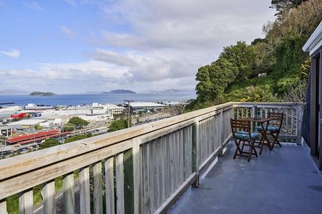 Photo of property in 8 Korokoro Road, Korokoro, Lower Hutt, 5012