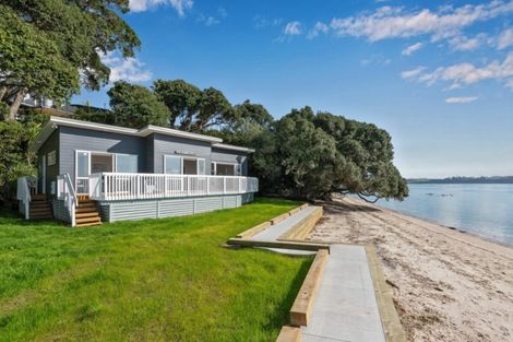 Photo of property in 147 Torkar Road, Clarks Beach, 2122