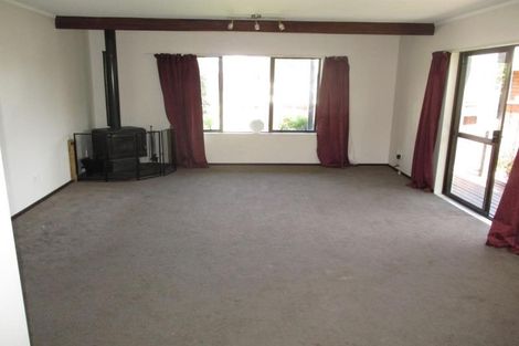 Photo of property in 5 Saint James Court, Paraparaumu, 5032