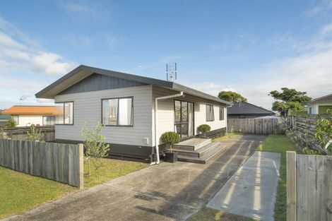 Photo of property in 4a Opal Drive, Papamoa Beach, Papamoa, 3118