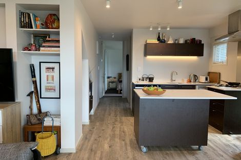 Photo of property in 3/27 Rangitoto Terrace, Milford, Auckland, 0620