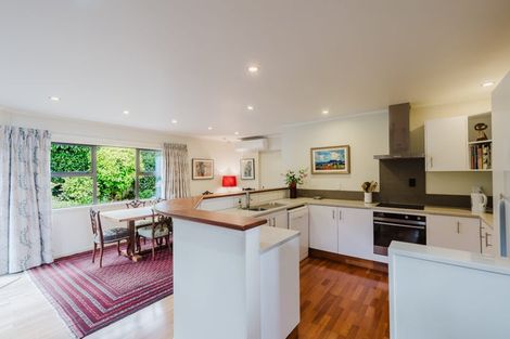 Photo of property in 135a Lake Crescent, Hamilton Lake, Hamilton, 3204