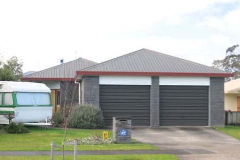 Photo of property in 17 Moreland Avenue, Pukete, Hamilton, 3200