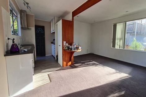 Photo of property in 64 Gallony Avenue, Massey, Auckland, 0614