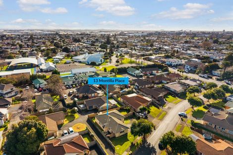 Photo of property in 13 Montilla Place, Manurewa, Auckland, 2102
