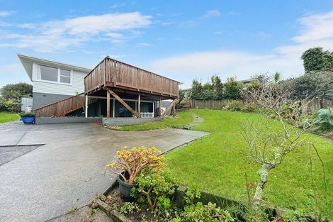 Photo of property in 7 Melba Street, Beach Haven, Auckland, 0626