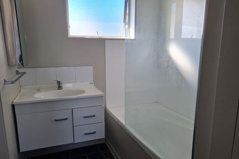 Photo of property in 2/138 Hastings Street East, Sydenham, Christchurch, 8023