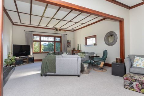 Photo of property in 24 Chamberlain Street, Dannevirke, 4930