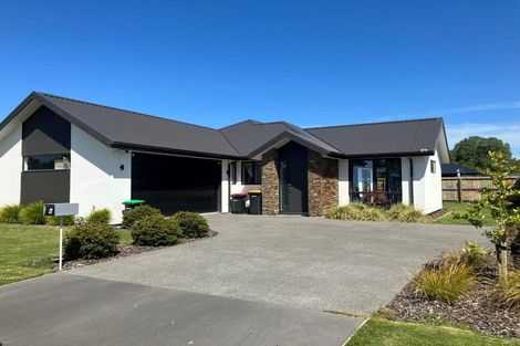 Photo of property in 6 Bellows Close, Halswell, Christchurch, 8025