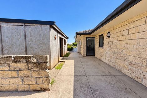 Photo of property in 48 Travers Road, Te Kauwhata, 3782
