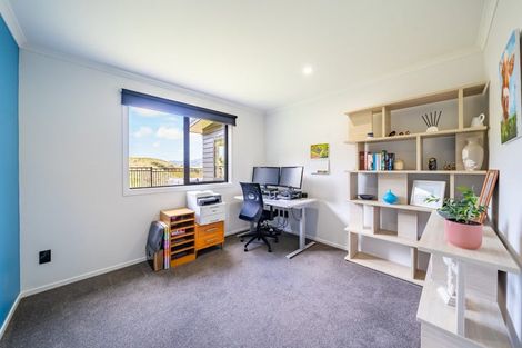 Photo of property in 7 Margaret Mahy Drive, Blue Mountains, Upper Hutt, 5371