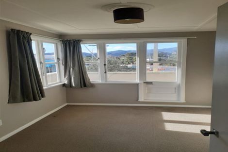 Photo of property in 98 Copeland Street, Epuni, Lower Hutt, 5011
