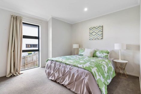 Photo of property in 173 Keri Vista Rise, Papakura, 2110