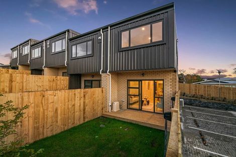 Photo of property in 3/50 Newington Road, Henderson, Auckland, 0612