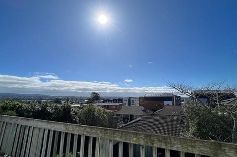 Photo of property in 13/242 Great North Road, Henderson, Auckland, 0612