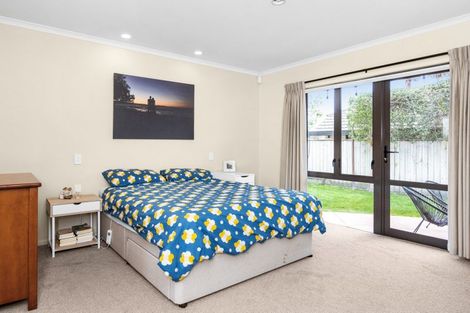 Photo of property in 27 Palmbrook Avenue, Havelock North, 4130