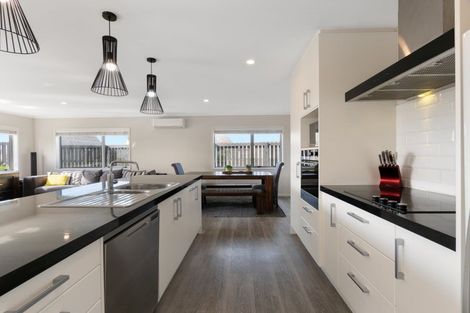 Photo of property in 10 Ruth Court, Papamoa Beach, Papamoa, 3118