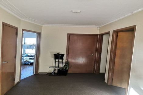 Photo of property in 1/430 Mount Albert Road, Mount Roskill, Auckland, 1041