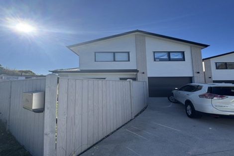 Photo of property in 79a Chilcott Road, Henderson, Auckland, 0612