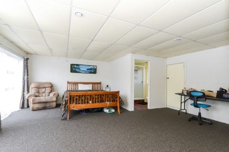 Photo of property in 1 Panair Crescent, Hillcrest, Hamilton, 3216