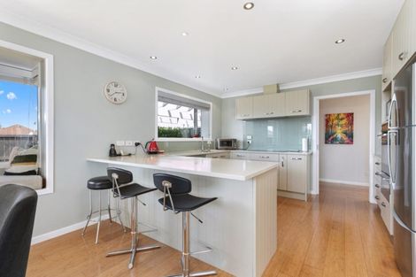 Photo of property in 37 Glenmonarch Place, Pyes Pa, Tauranga, 3112