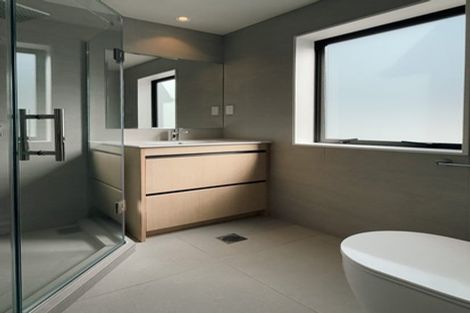 Photo of property in 5b Topliss Drive, Northcross, Auckland, 0632