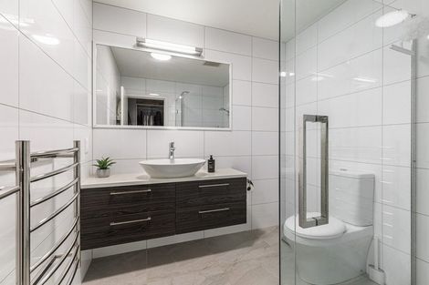 Photo of property in 4 Plantation Terrace, Orewa, 0931