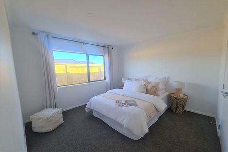 Photo of property in 17 Mida Close, Papamoa Beach, Papamoa, 3118