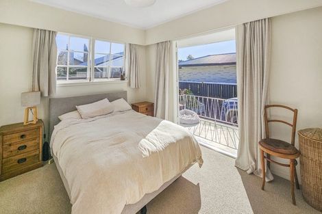 Photo of property in 8 James Cook Street, Havelock North, 4130