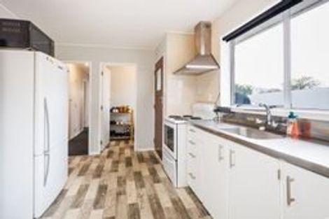 Photo of property in 49 Kaimanawa Street, Kelvin Grove, Palmerston North, 4414