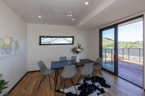 Photo of property in 101 Kakariki Grove, Waikanae, 5036