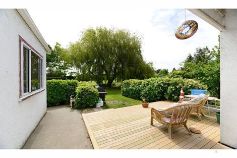 Photo of property in 66 Timaru Road, Waimate, 7924