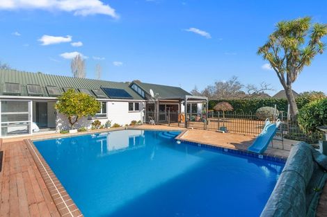 Photo of property in 25 Rutherglen Avenue, Ilam, Christchurch, 8041