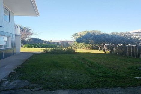 Photo of property in 1/77 Stanaway Street, Hillcrest, Auckland, 0627