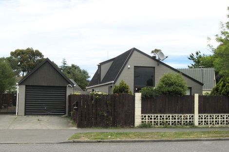 Photo of property in 4 Korora Street, Bromley, Christchurch, 8062