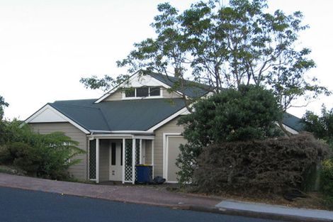 Photo of property in 150 Wiseley Road, West Harbour, Auckland, 0618