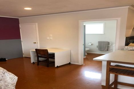 Photo of property in 68 Udys Road, Pakuranga, Auckland, 2010