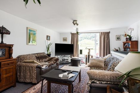 Photo of property in 166 Lindens Road, Mount Pleasant, Blenheim, 7273