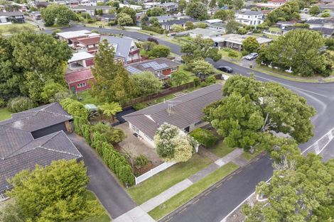 Photo of property in 2 Ashdown Place, Pahurehure, Papakura, 2113