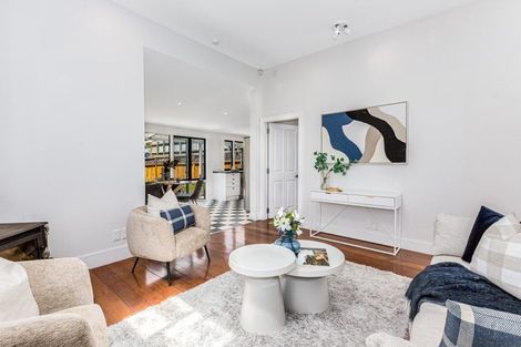 Photo of property in 43 Hanover Street, Wadestown, Wellington, 6012