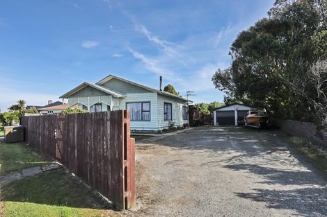 Photo of property in 124 Moulson Street, Strathern, Invercargill, 9812