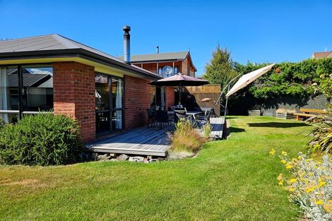 Photo of property in 1 Dwyer Place, Lake Tekapo, 7999