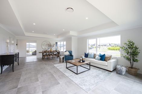 Photo of property in 15 Pitoitoi Drive, Riverhead, 0820