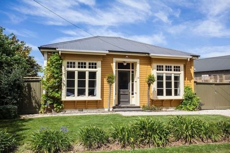 Photo of property in 10 Sheppard Place, St Albans, Christchurch, 8014