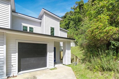 Photo of property in 34c Birch Terrace, Birchville, Upper Hutt, 5018